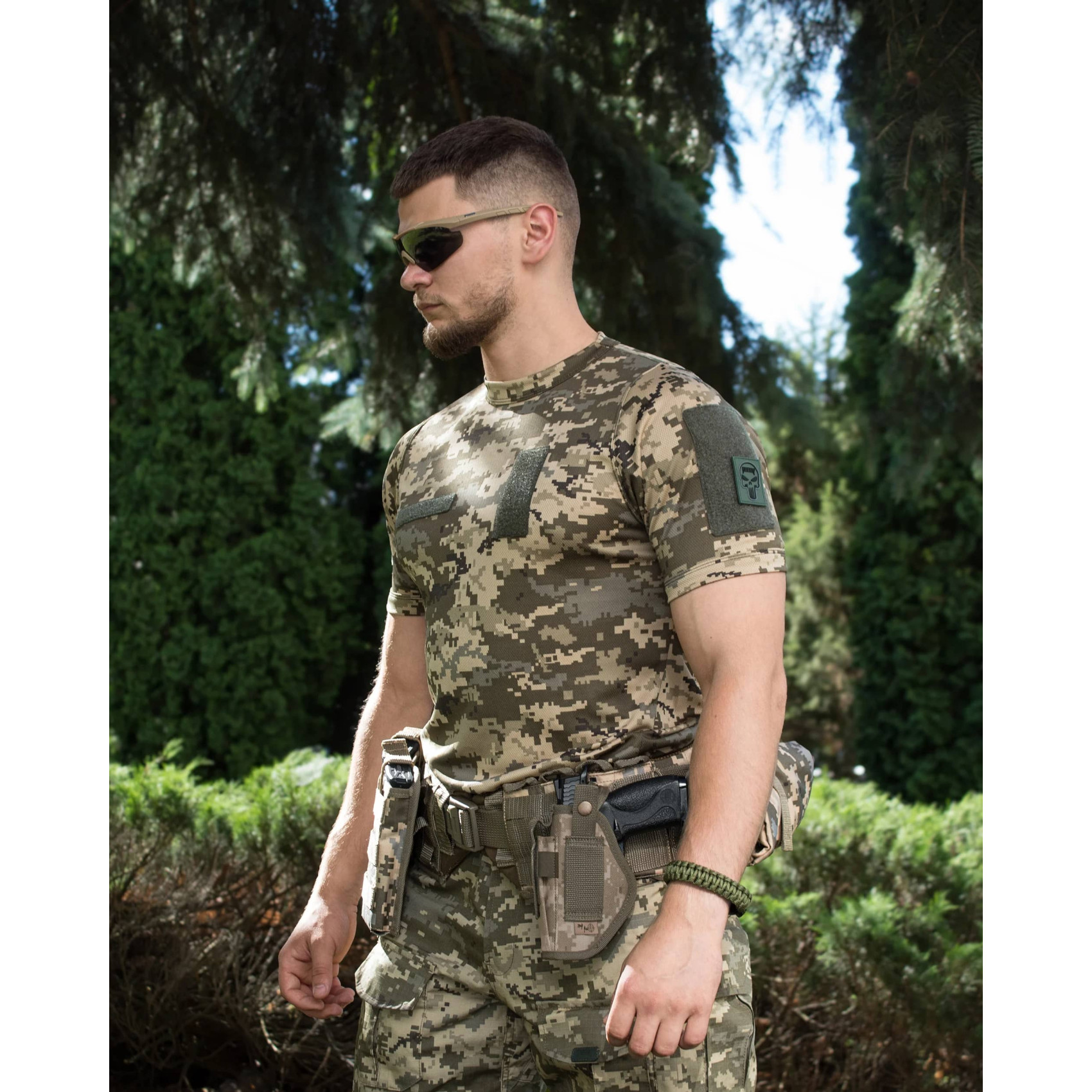 futbolka-shvydkosokhnucha-taktychna-bezet-pixel3-1700x1700-1.jpg T-shirt quick-drying tactical Bezet Pixel - Image 1