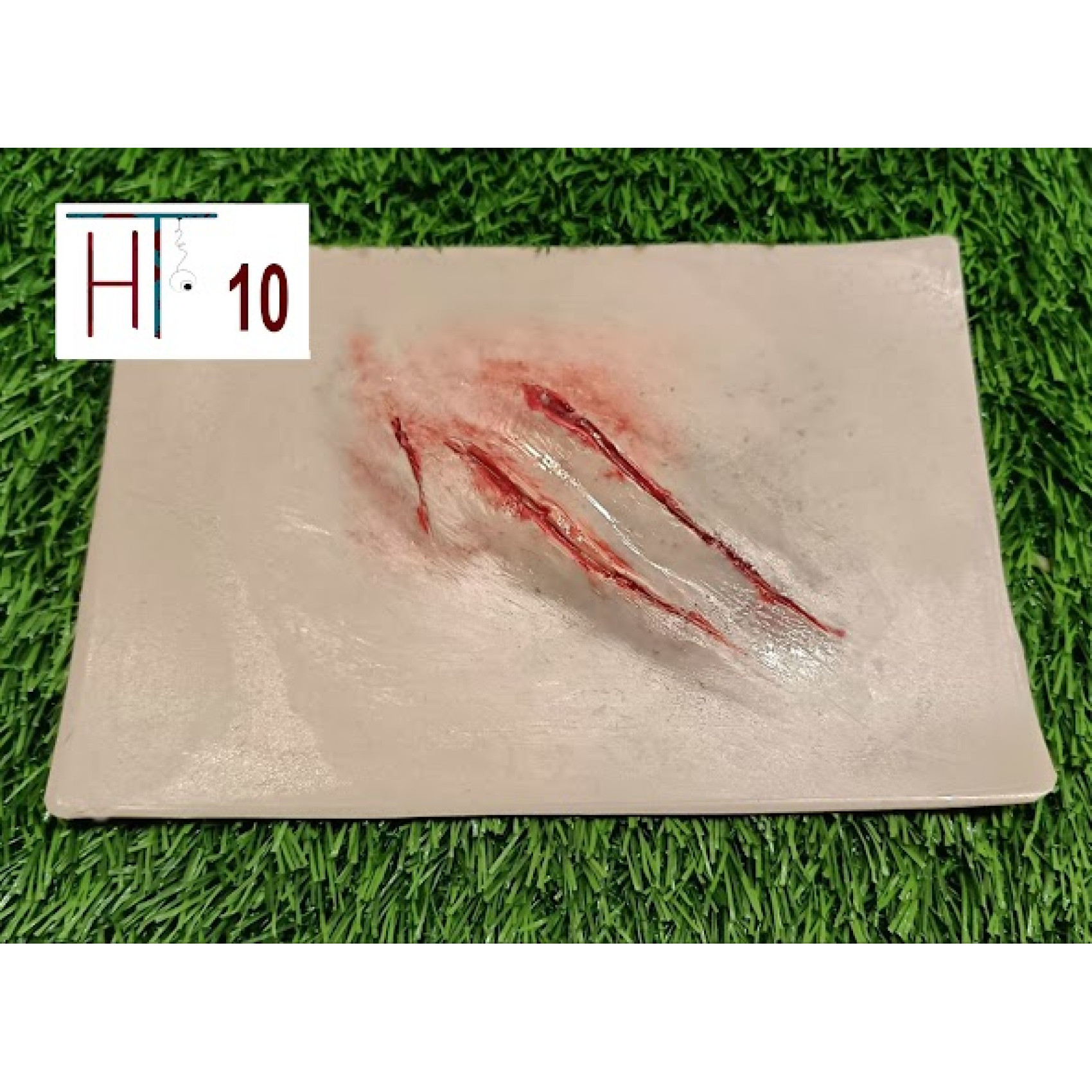 trenuvalna-nakladka-rizani-rany-bez-krovotechie-1-1700x1700-1.jpg Training pad – incised wounds without bleeding - Image 1
